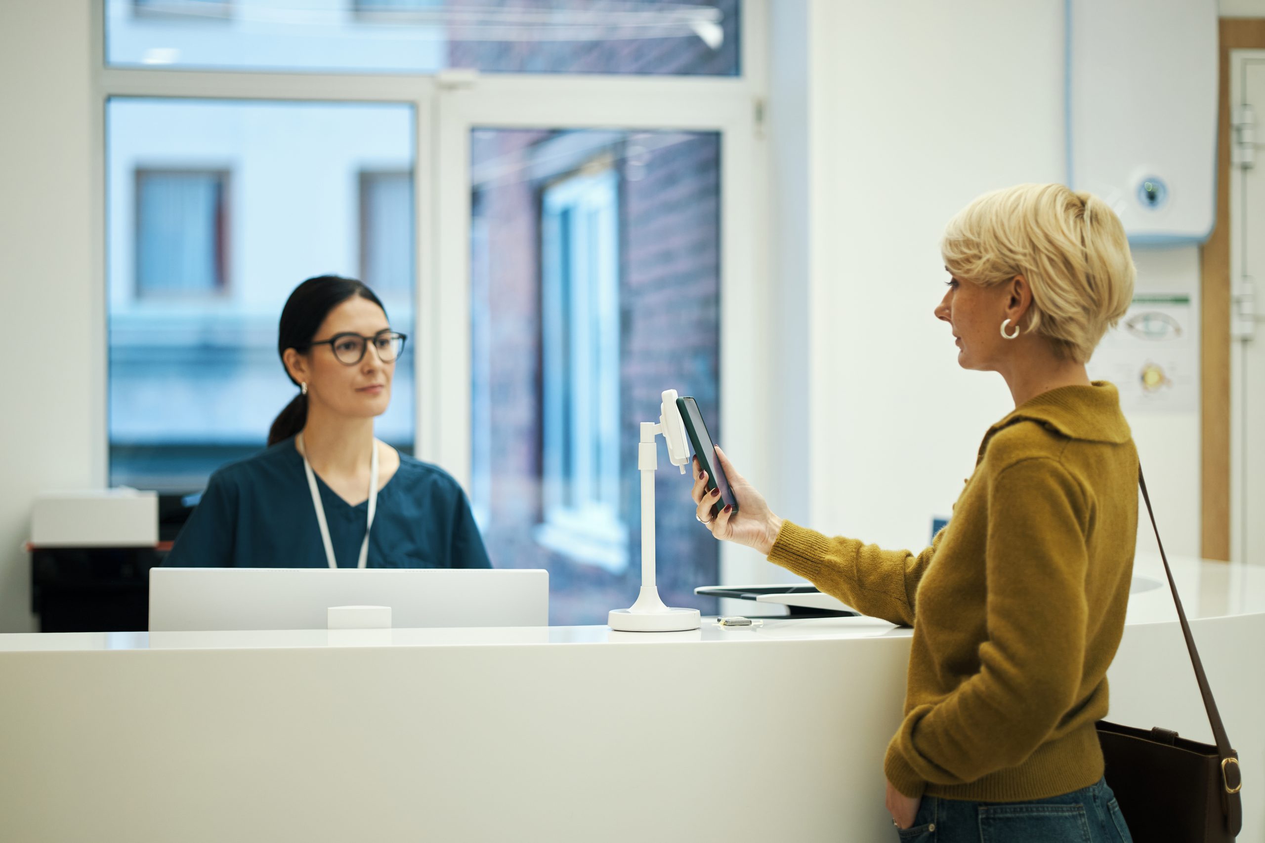 digitalizar alta de pacientes en sector sanitario